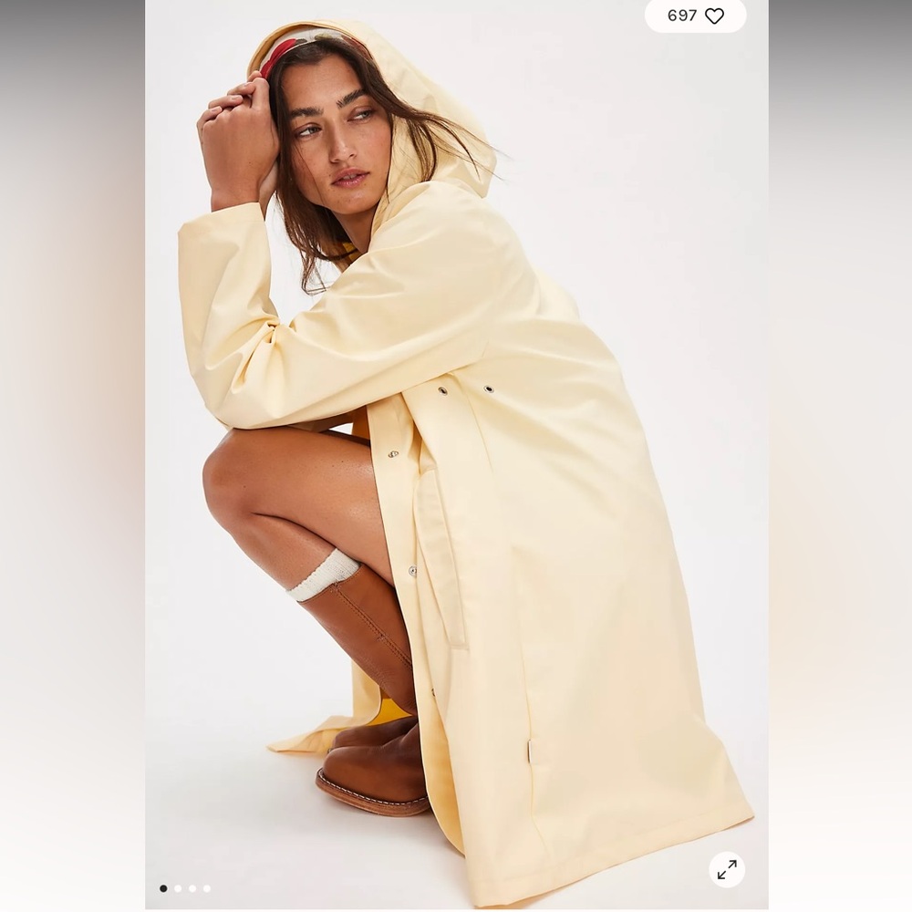 NWT Rains x Free People A-Line Jacket Waterproof Rain Coat Lightweight - Picture 5 of 6